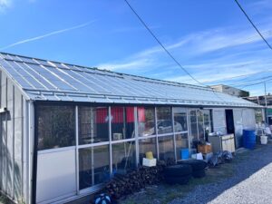 遮熱塗料を使用した屋根塗装の完了後の写真（美しい仕上がり）